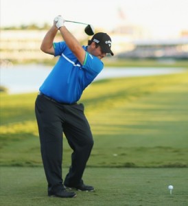 Patrick Reed shows off his Straight Arm Swing as his driving AND putting paid off at the WGC Cadillac Championship at Trump Doral, Florida