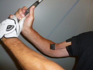 GOLFSTR helps you feel when your trailing arm is bent 90 degrees to force a 90 degree lag in your leading wrist.